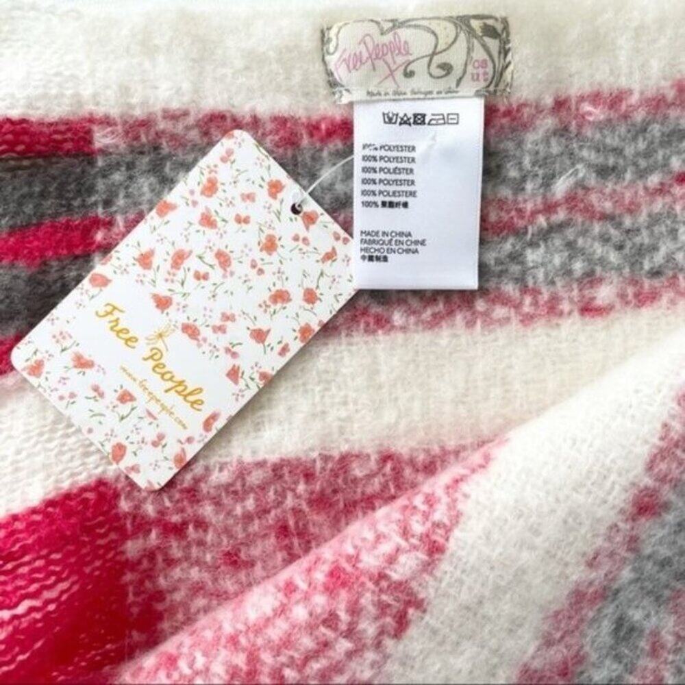 Free People Racer Stripe Brushed Blanket Scarf New with Tags Clean smoke free ho - Picture 5 of 7